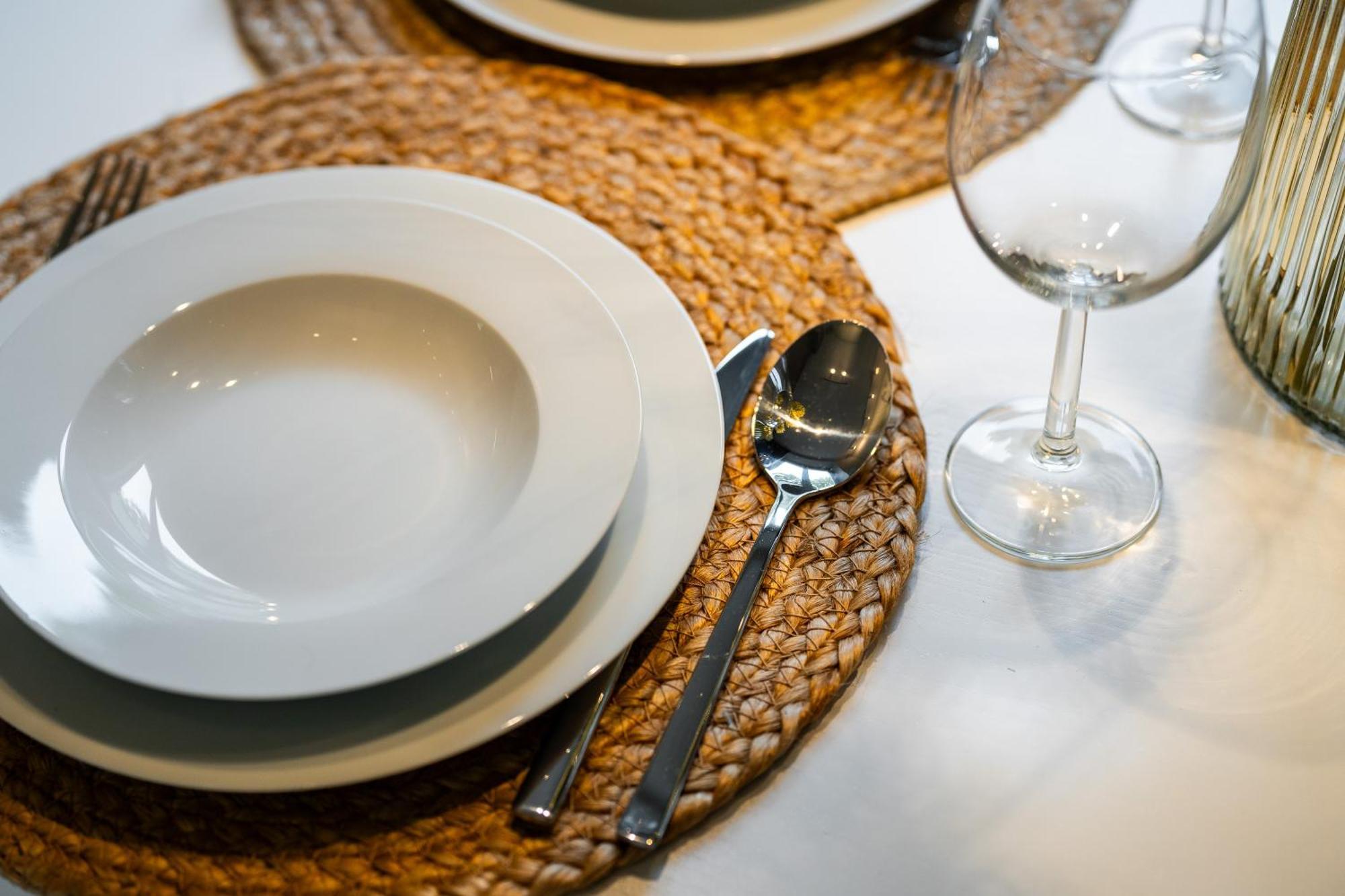 Good Things Near Center Ceglana Street & Parking - Blisko Szpitali Okulistyka Euromedic Mswia